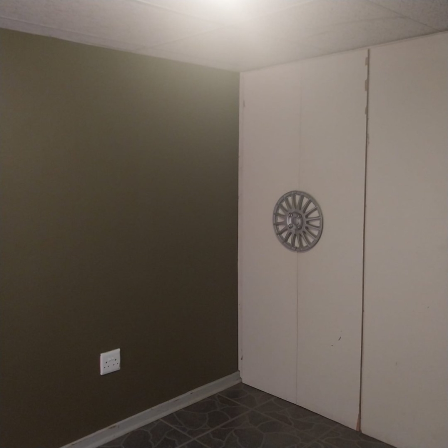 7 Bedroom Property for Sale in Carters Glen Northern Cape